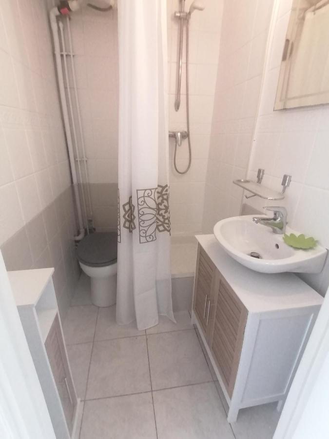 Le Cocon - Charmant F1 Bis - Centre Ville A 2 Pas De La Promenade Des Anglais Apartman Nizza Kültér fotó